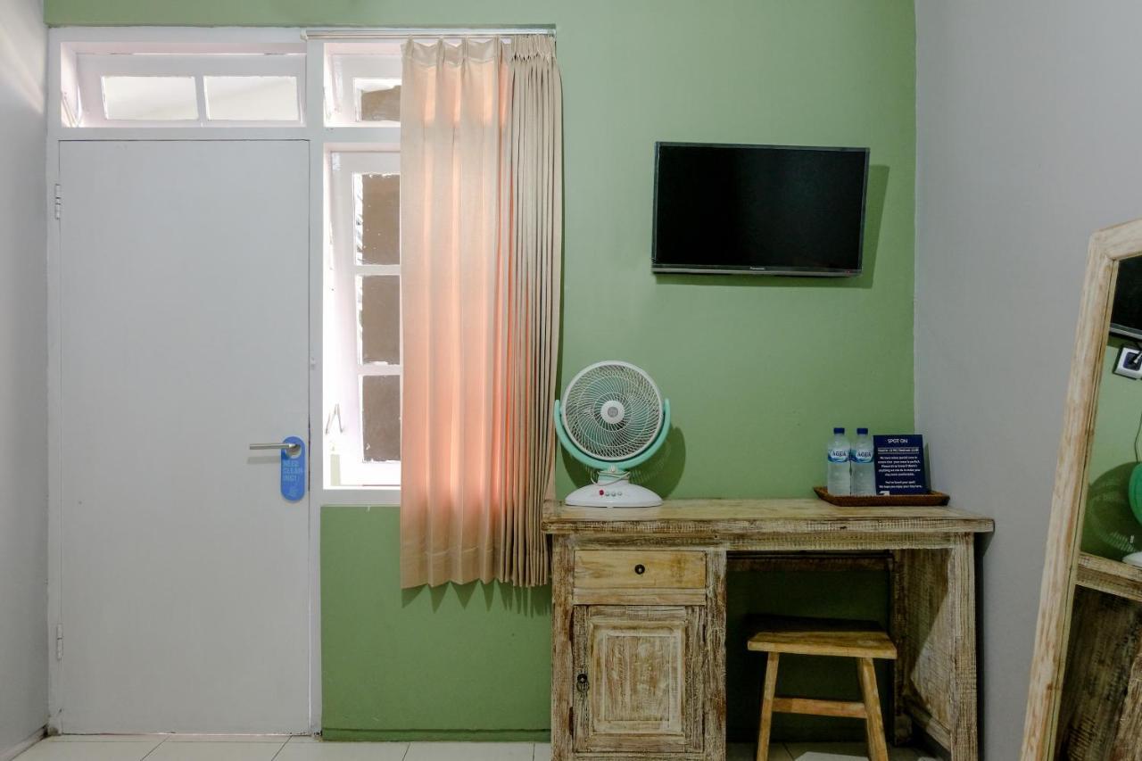 Spot On 1712 Griya Shanta Residence Malang Zewnętrze zdjęcie