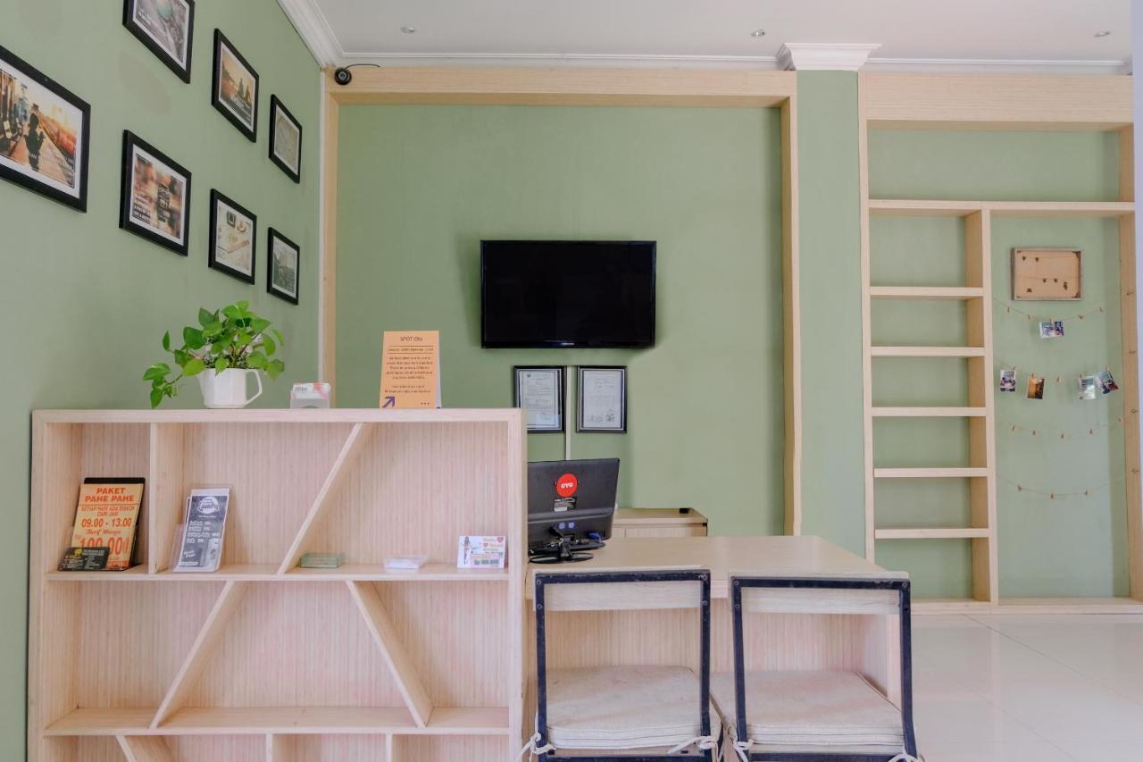 Spot On 1712 Griya Shanta Residence Malang Zewnętrze zdjęcie