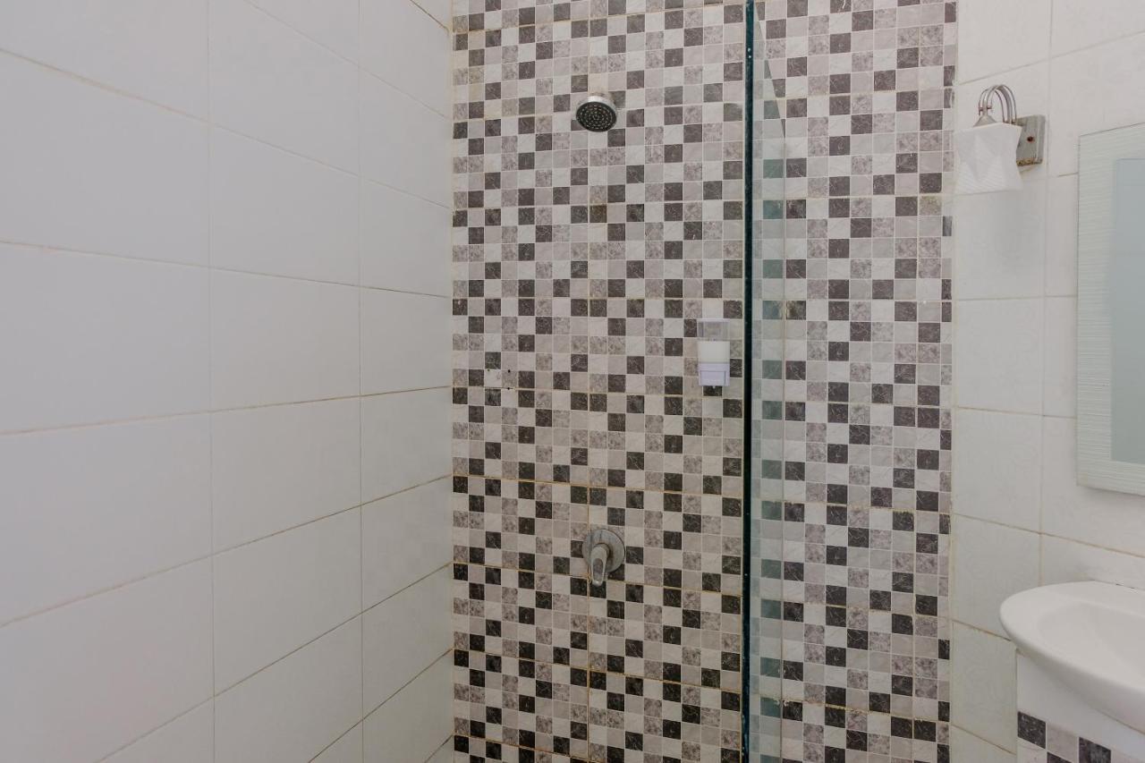 Spot On 1712 Griya Shanta Residence Malang Zewnętrze zdjęcie